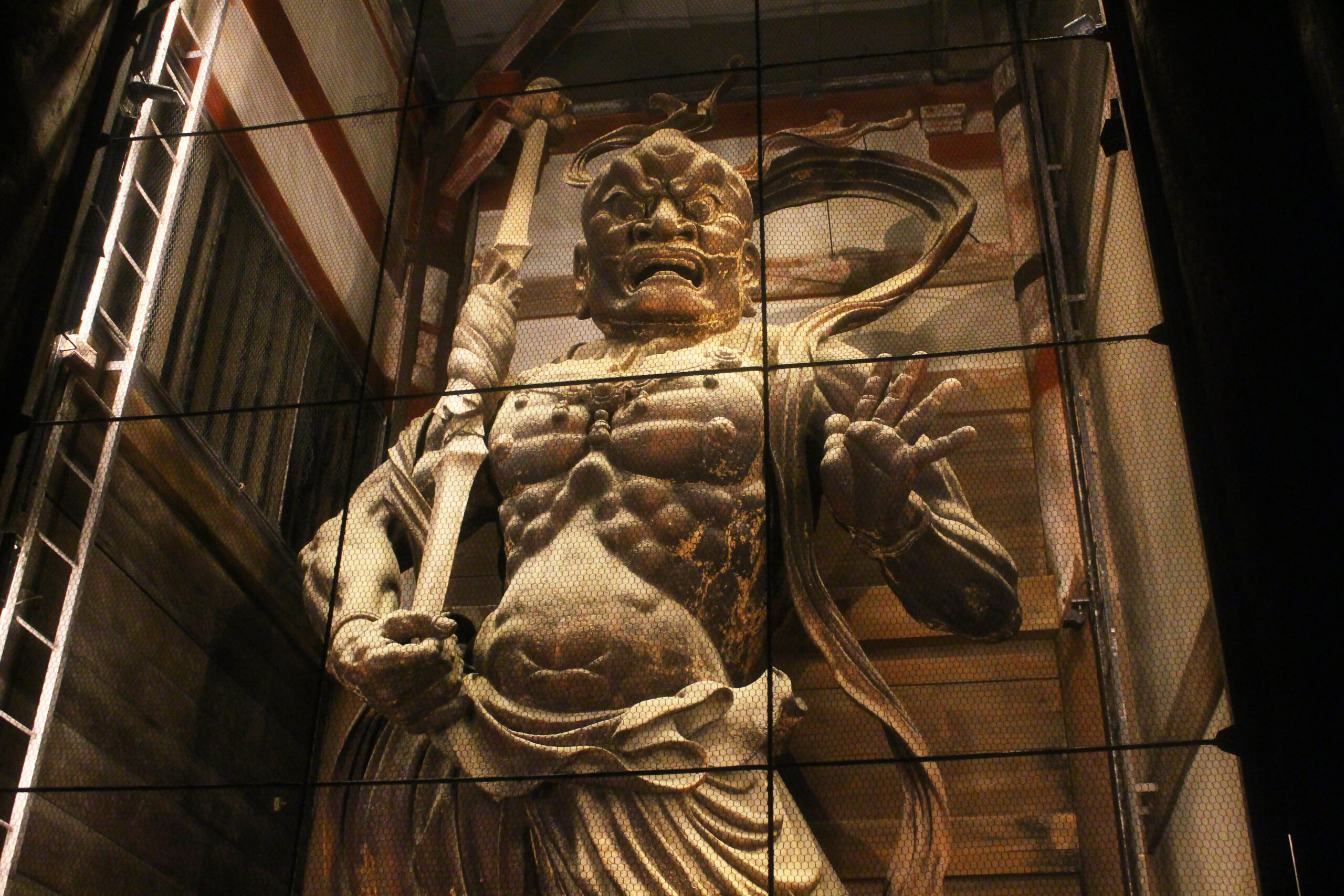 「ライトアッププロムナード・なら」で、秋の夜長に国宝を楽しめるコースを紹介