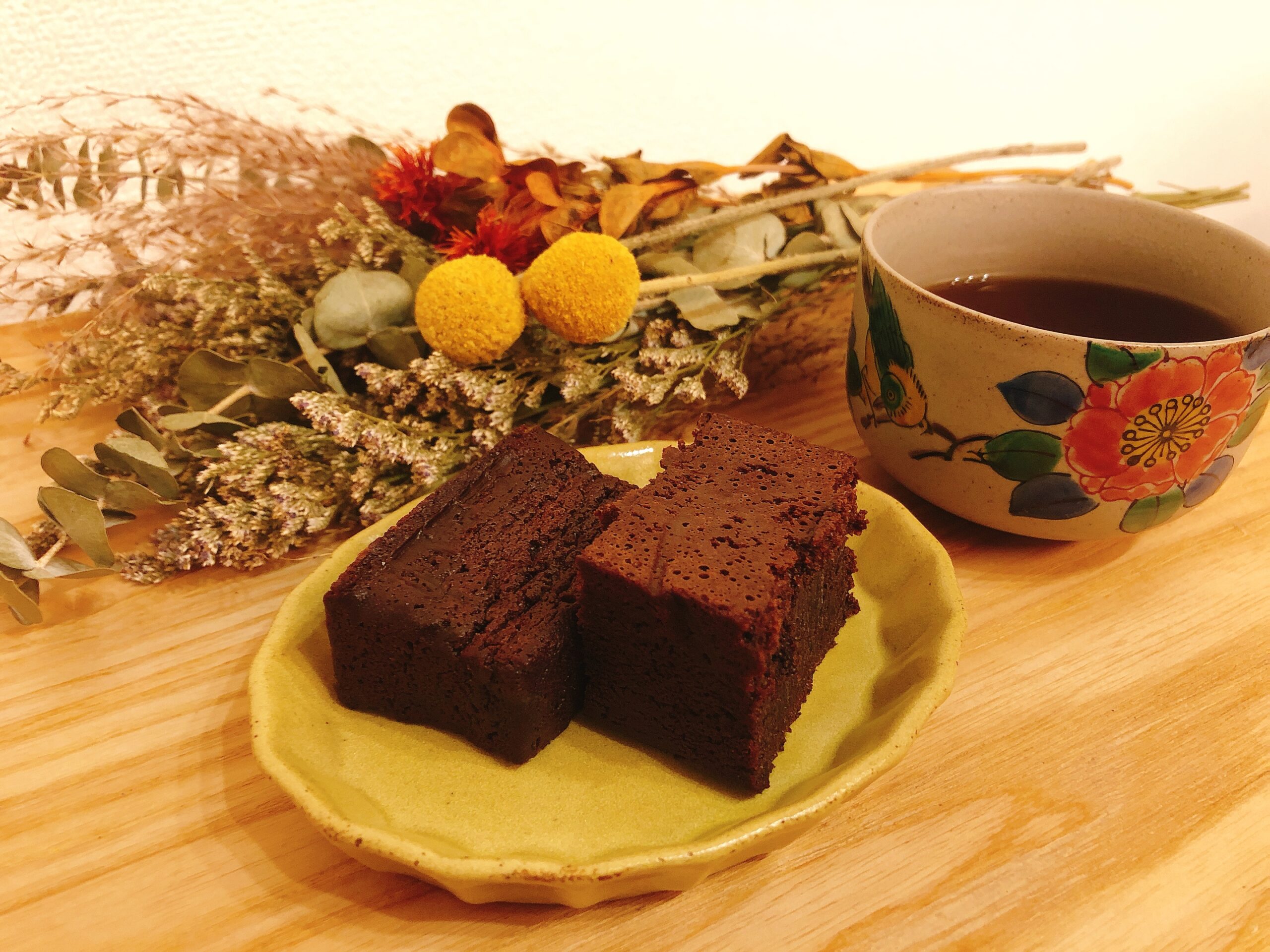 カルディのガトーショコラでお月見！なぜ2021年はガトーショコラで祝うの？食レポ