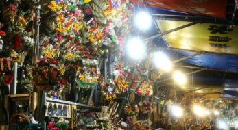 今週末開催！新宿・花園神社、2023年酉の市は？前夜祭が狙い目！熊手市に屋台グルメも♪