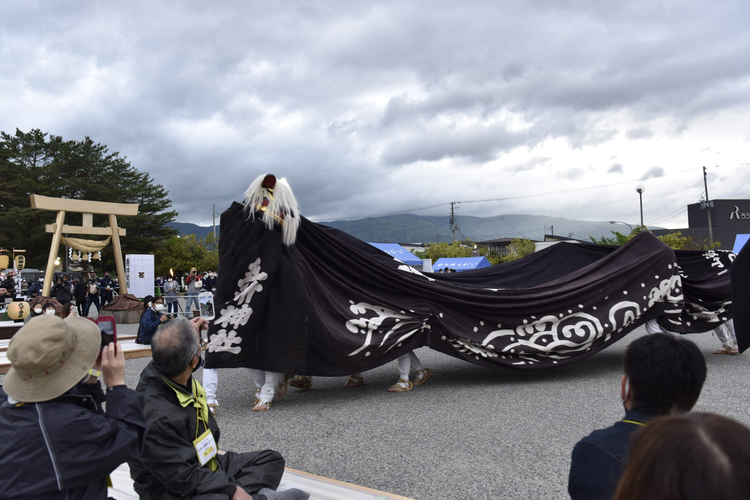 「ながい黒獅子まつり」大きくて躍動感あふれる｜観光経済新聞