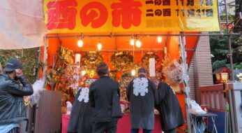 十番稲荷神社、2022の酉の市は？金運や幸運をかき集める大熊手