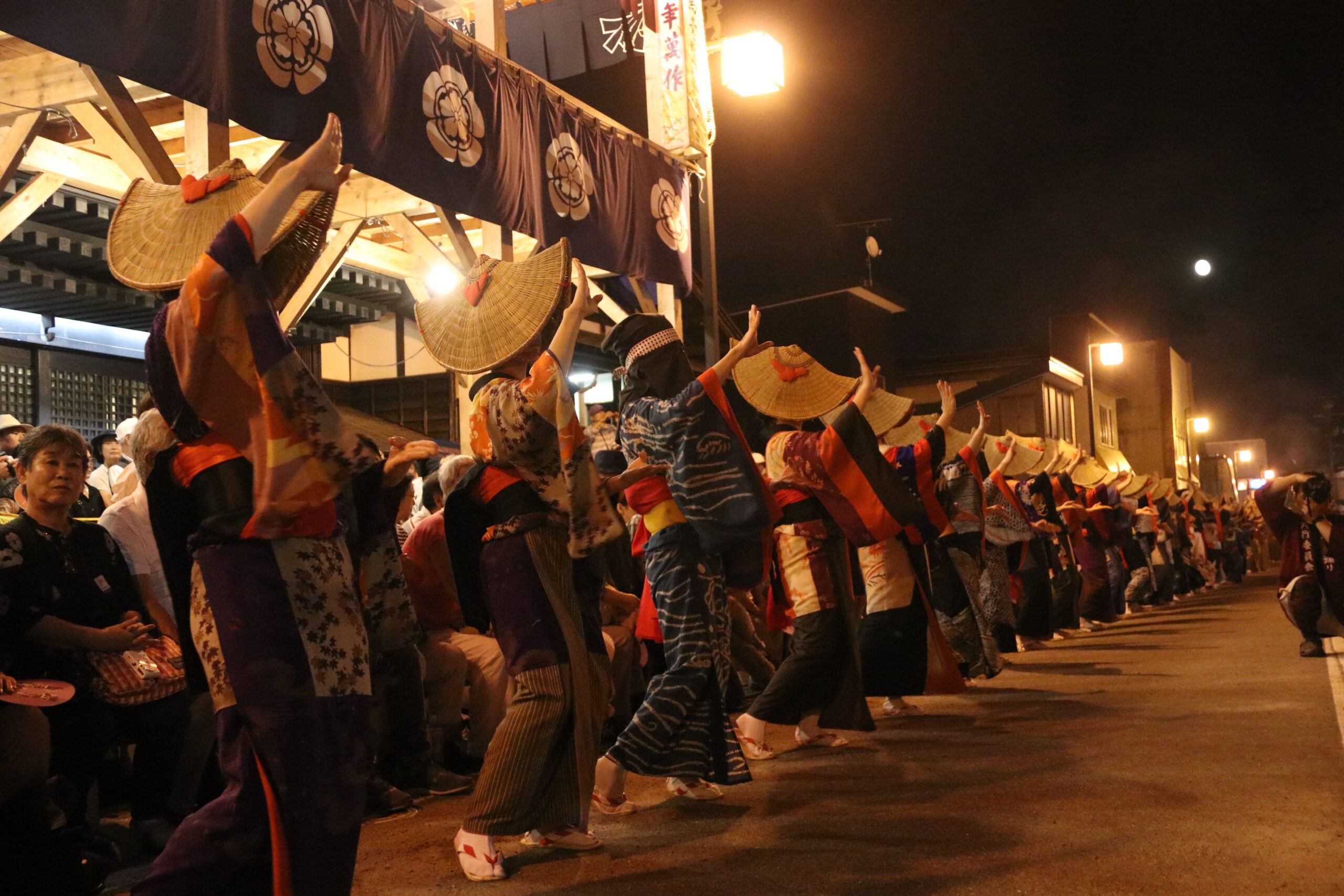 踊りのない2年間～コロナ禍の西馬音内盆踊りと人々が失ったもの・得たもの～