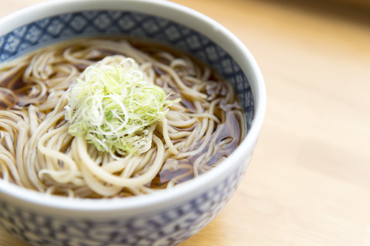 年越しそばはいつ食べる？試してみたい一味違った年越しそばもご紹介！