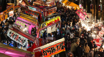 「チンコロ」に「バタバタ」！？年の初めのお楽しみ！全国の1月の「市」5選