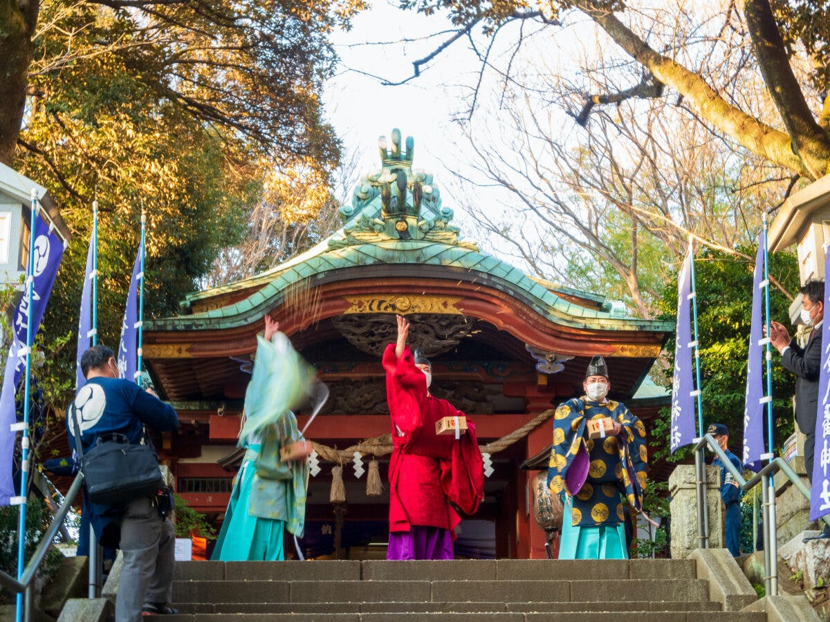 芸能人の豆まき、鬼vs.神職のバトル…2022年は開催される？関東で人気の節分祭8選！