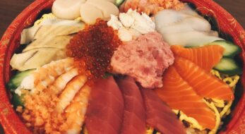 スシローでひなまつり！『10種の海鮮ひなちらし』を実食レポート＜2022年＞