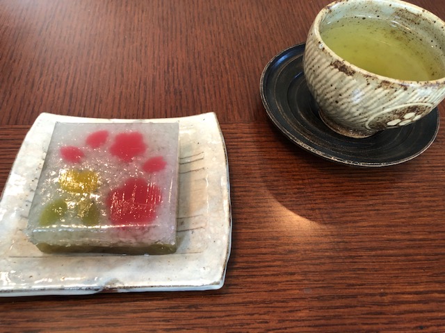 「とらや」の美しい和菓子で思い出に残るひな祭りを♪実食レポ