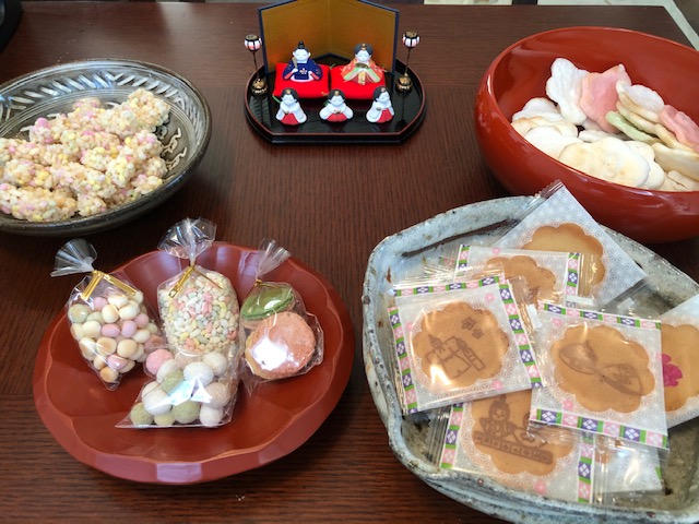 成城石井でちょっと贅沢なひな祭り♪色とりどりのひな祭りお菓子はいかが？実食レポ