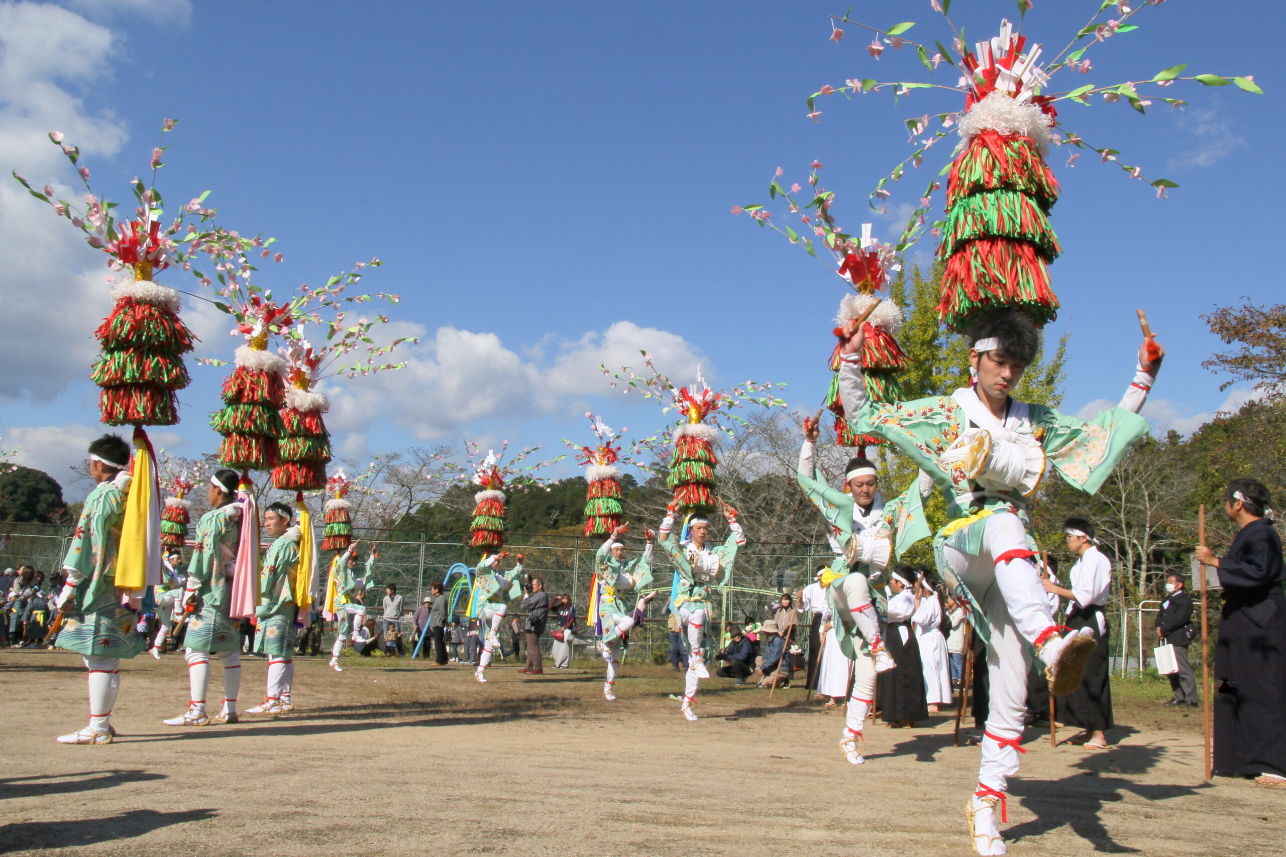 柳生の里で復活をとげた、雨乞い踊りの最終形＜京都府南山城村　田山花踊り＞