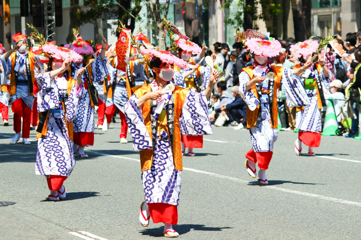 博多どんたく港まつりが、2023年は4年ぶりに通常開催！密着レポートでお祭り気分を高めよう！