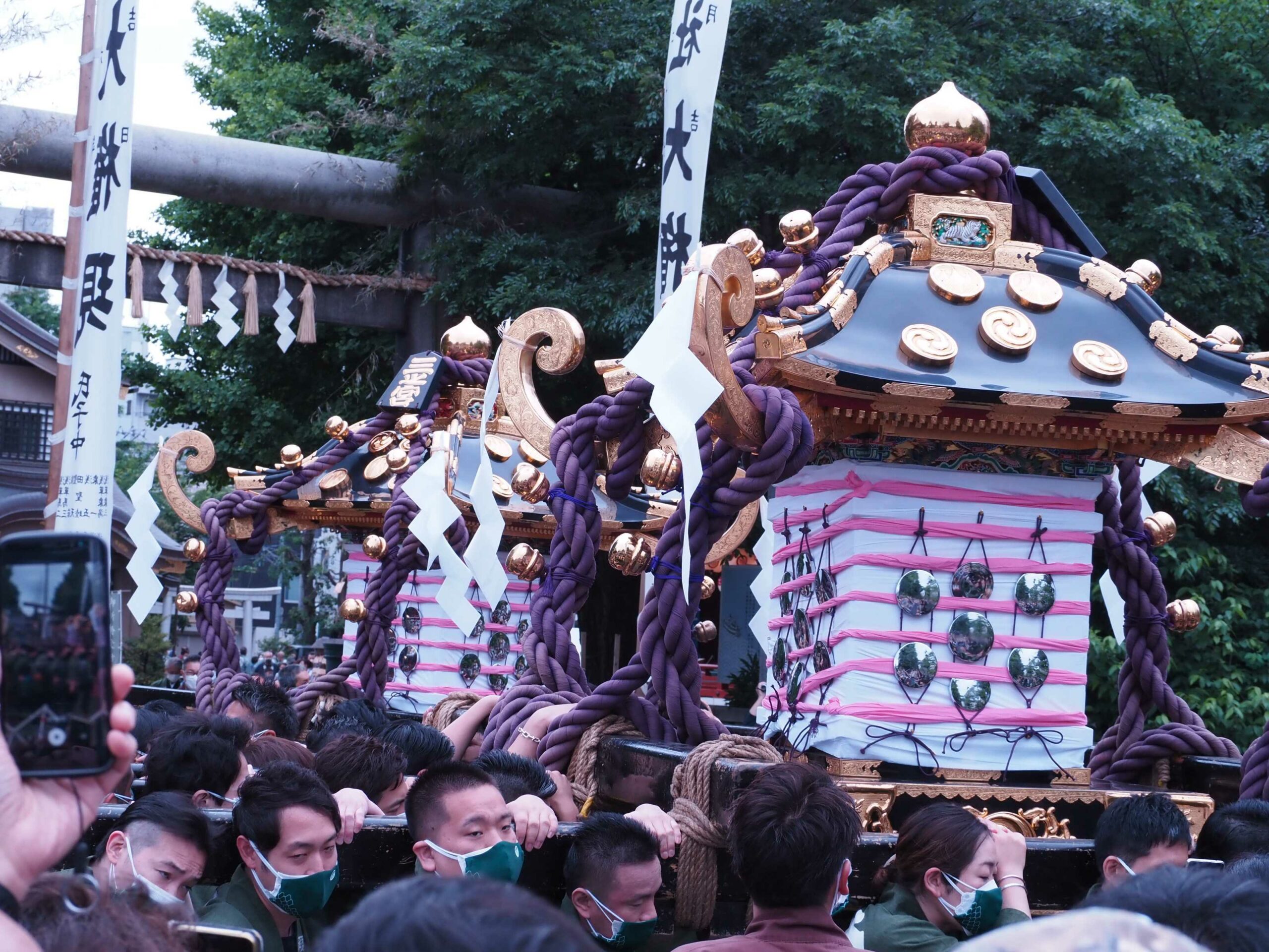 三社祭が閉幕　3基が連なる異例の巡行に活気