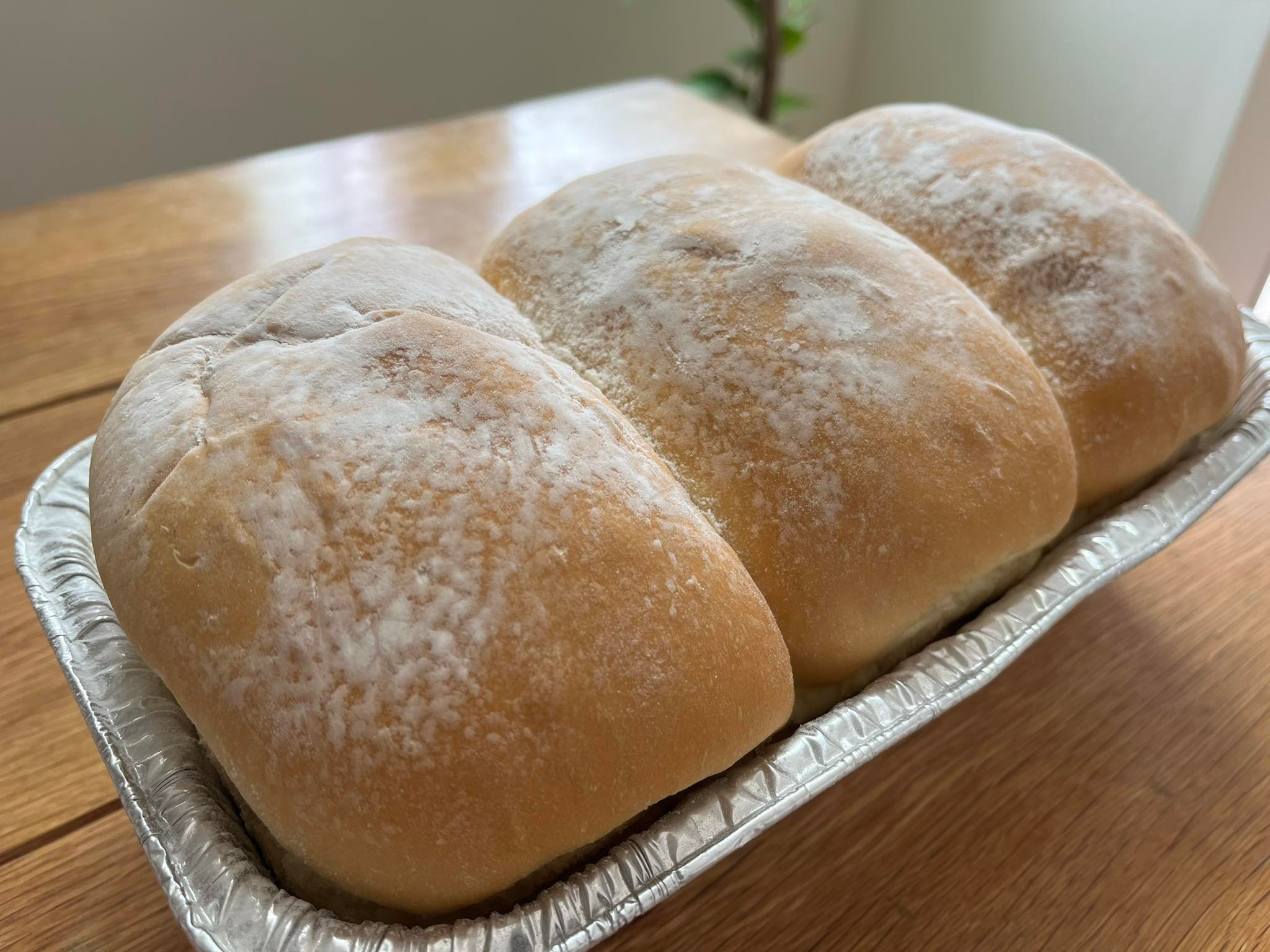 コストコの巨大ミルクブレッドはデカい＋アレで最強のパン♪実食レポート