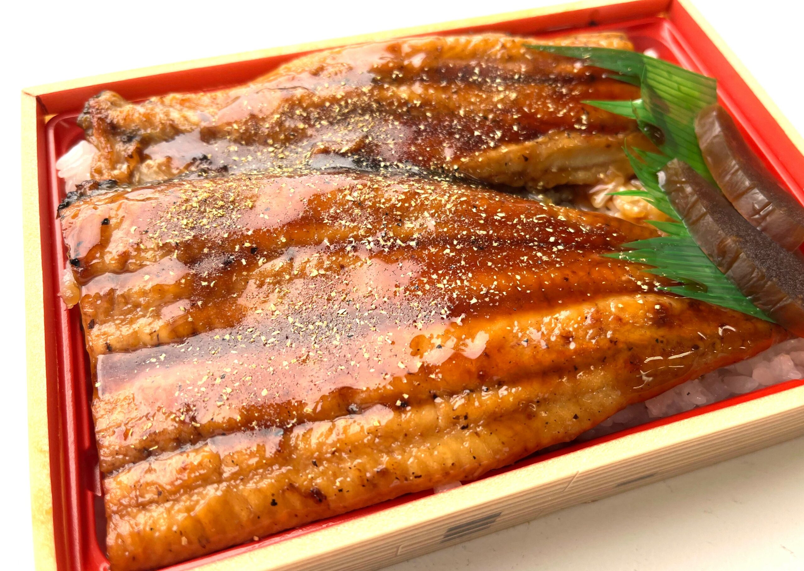 コンビニの鰻ってどうなの？ローソンの“鹿児島県産うなぎ”を食べてみた！2022年実食レポ