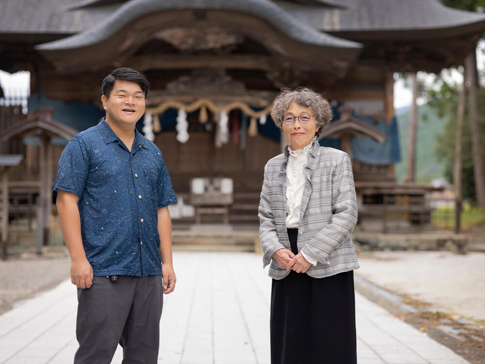 高知の小さな町にて絶やさぬ文化の種火。「おなばれ」に関わる二人が語る、祭りと文化継承への想いとは