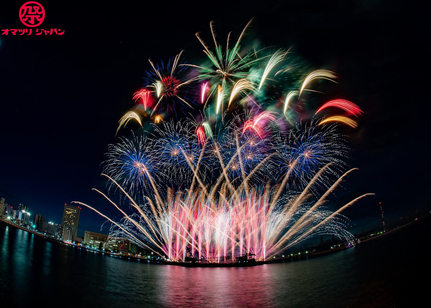 わっしょい百万夏まつり前夜祭にSUGOI花火がやってきた「QUEEN THE GREATEST FIREWORKS 2022」フォトレポート（福岡）