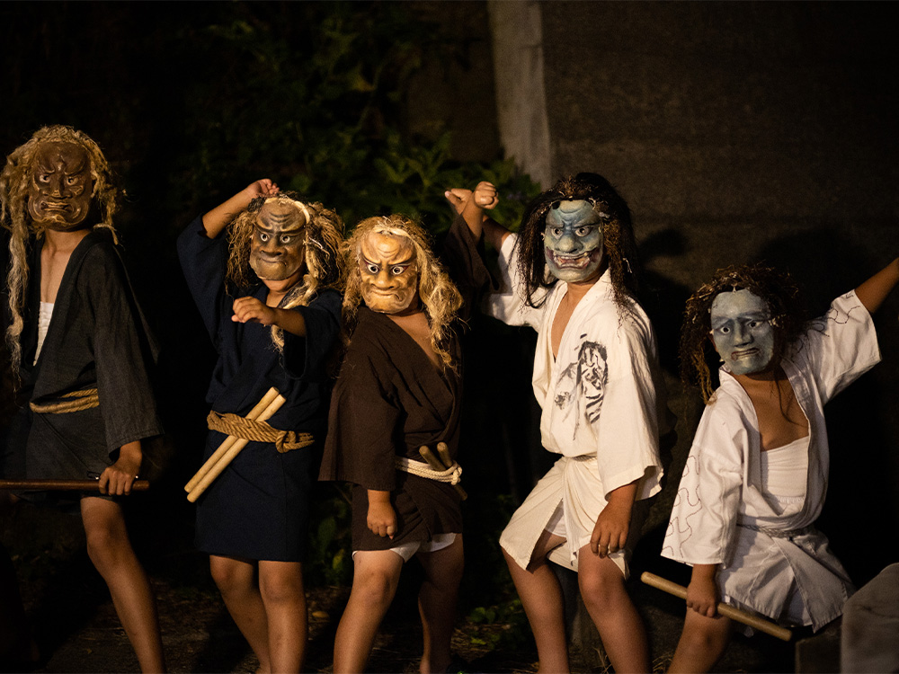 親から子へ、子から孫へ。小さな町で受け継がれる御陣乗太鼓。継承に関わる人々の思いとは。