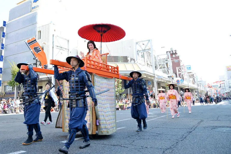 織田信長と「ぎふ信長まつり」～織田信長と濃姫～