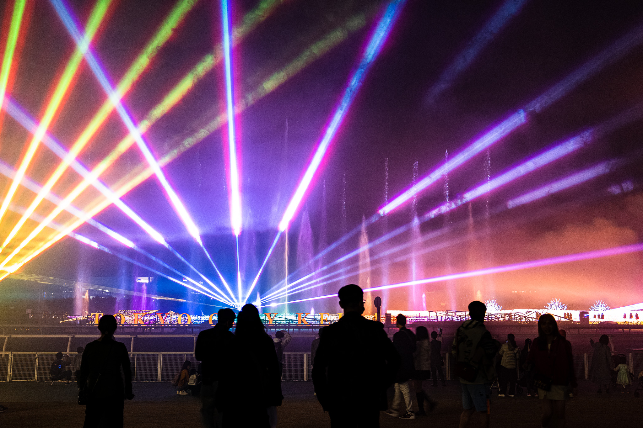 東京・大井町のイルミがウマすぎる！大井競馬場「東京メガイルミ」は都内屈指の光の祭典！ウマ娘コラボもアツい！