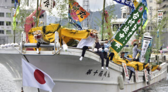 釜石まつり 虎が海で舞う！港町の勇壮な祭りをレポート