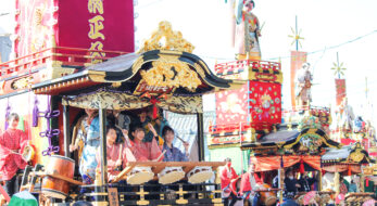 埼玉県本庄市の山車は北関東随一！2023年「本庄まつり」で華やかな人形山車の勢揃いを見よう！緞帳も豪華！