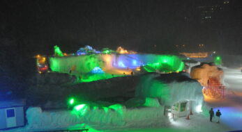 まだ間に合う2023年開催の「氷まつり」5選！幻想的な絶景の世界へ！