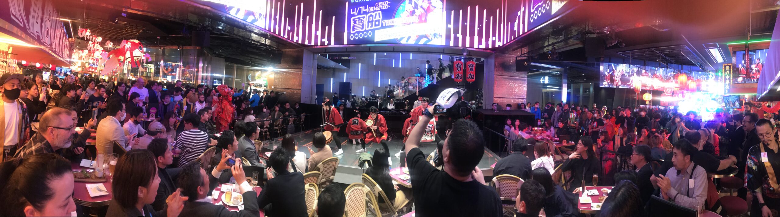 歌舞伎町で阿波踊り！？ディープな街の秘密が詰まった東急歌舞伎町タワー、新宿カブキhall開業レポート！