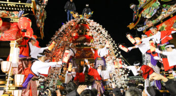 山田の春祭りが4年ぶり開催！響くホーリャイの声。秩父に春を告げる笠鉾、屋台、花火