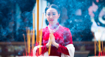 日本初の「お香」を発見したのはあの偉人！4月18日「お香の日」に知っておきたい歴史トリビア