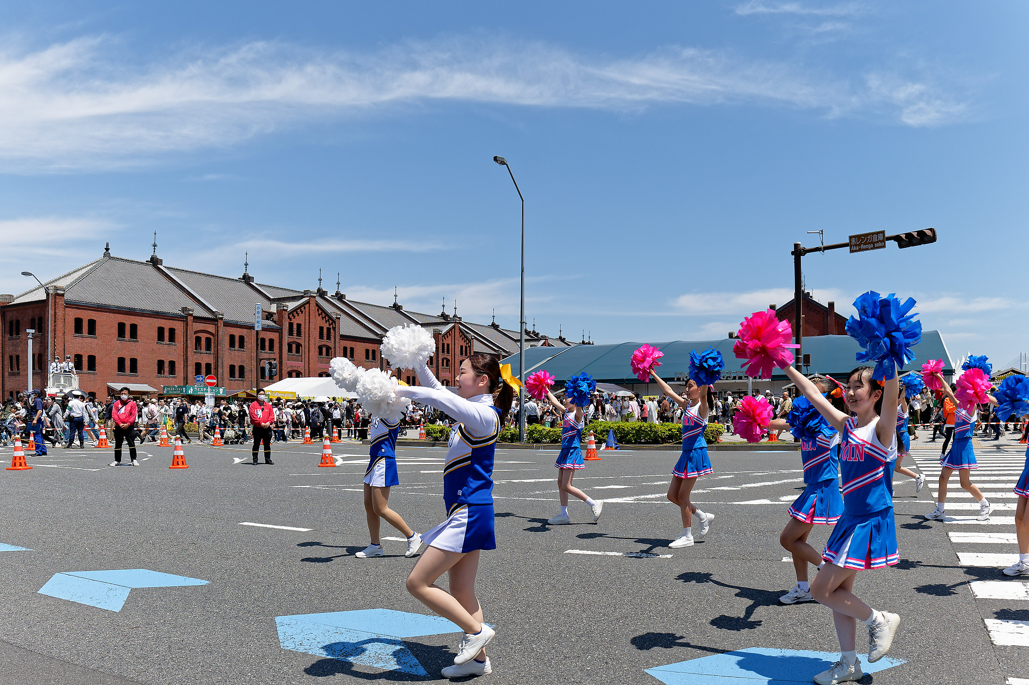 横浜開港月間スタート！2023年「ザよこはまパレード」をレポート☆近隣のおでかけスポットもご紹介