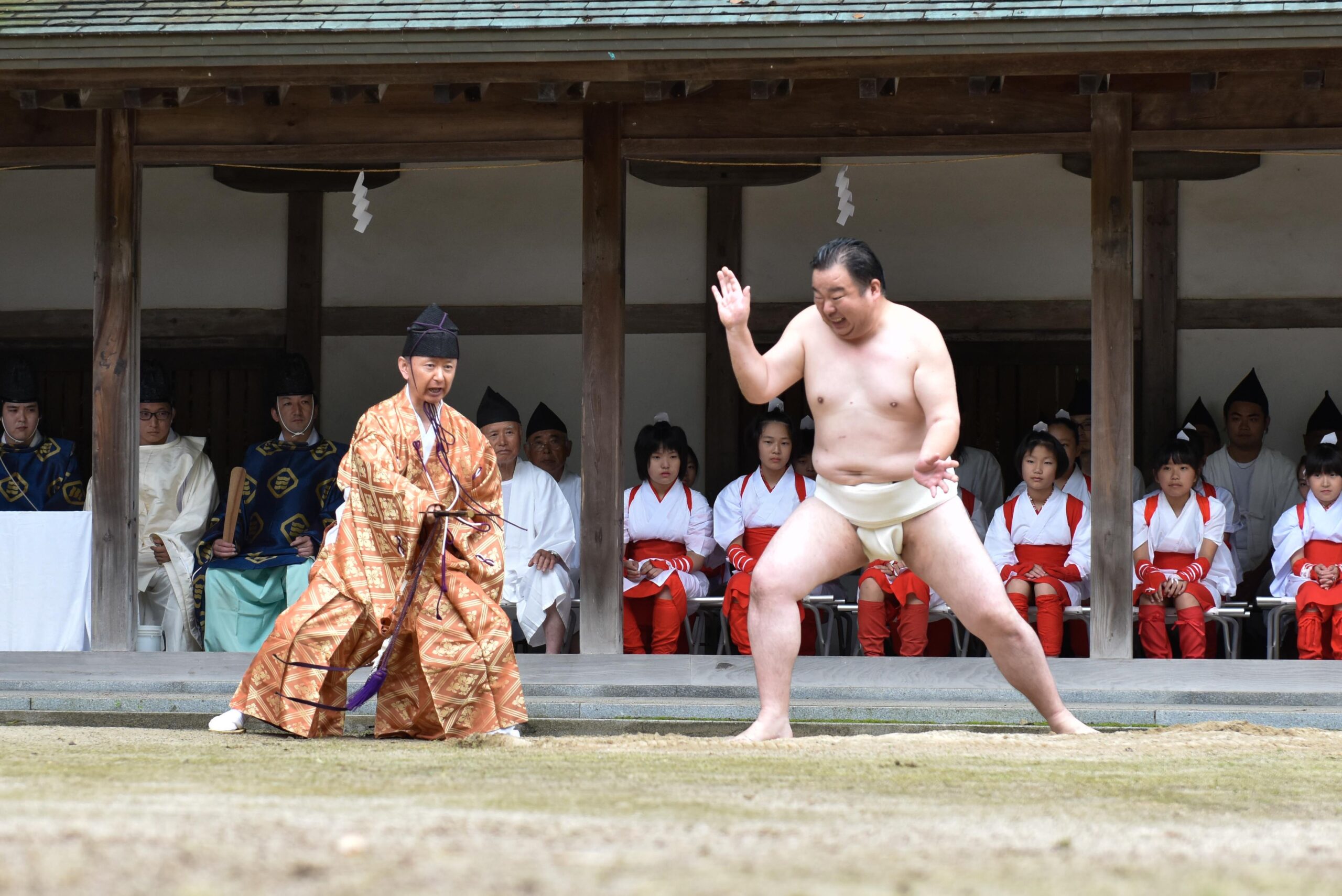 見えない精霊と力くらべ？瀬戸内の島の神事「一人角力」のもう一つの意義とは？