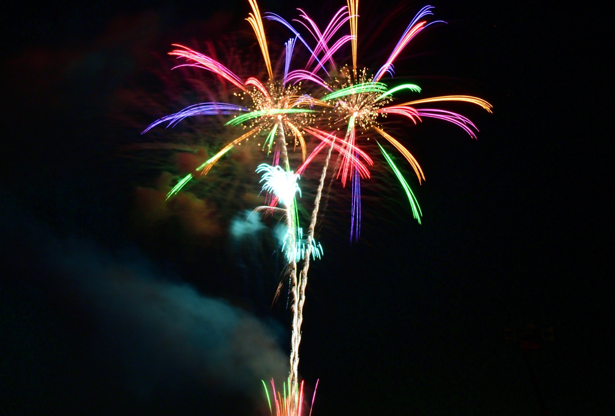 花火で俳句を詠む！？協和七夕花火と女性花火師による競技大会をレポート！