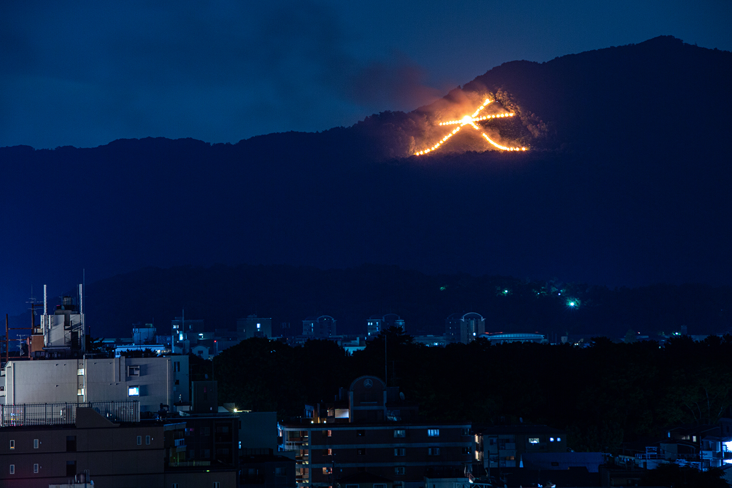 京都「五山送り火」どこから見るのがベスト？見られる場所を徹底解説！