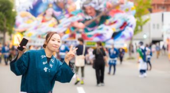 ねぶた師・北村麻子さんの夏。コロナ禍から3年間に渡って青森在住カメラマンがみた姿と、心の変化