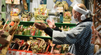 2023年「浅草・鷲神社」酉の市は？大混雑を避けるには日中を狙うのが吉◎屋台グルメも楽しめる！