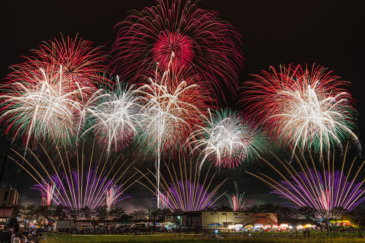 日本三大花火大会の1つ、土浦全国花火競技大会の見どころと楽しみ方を徹底解説
