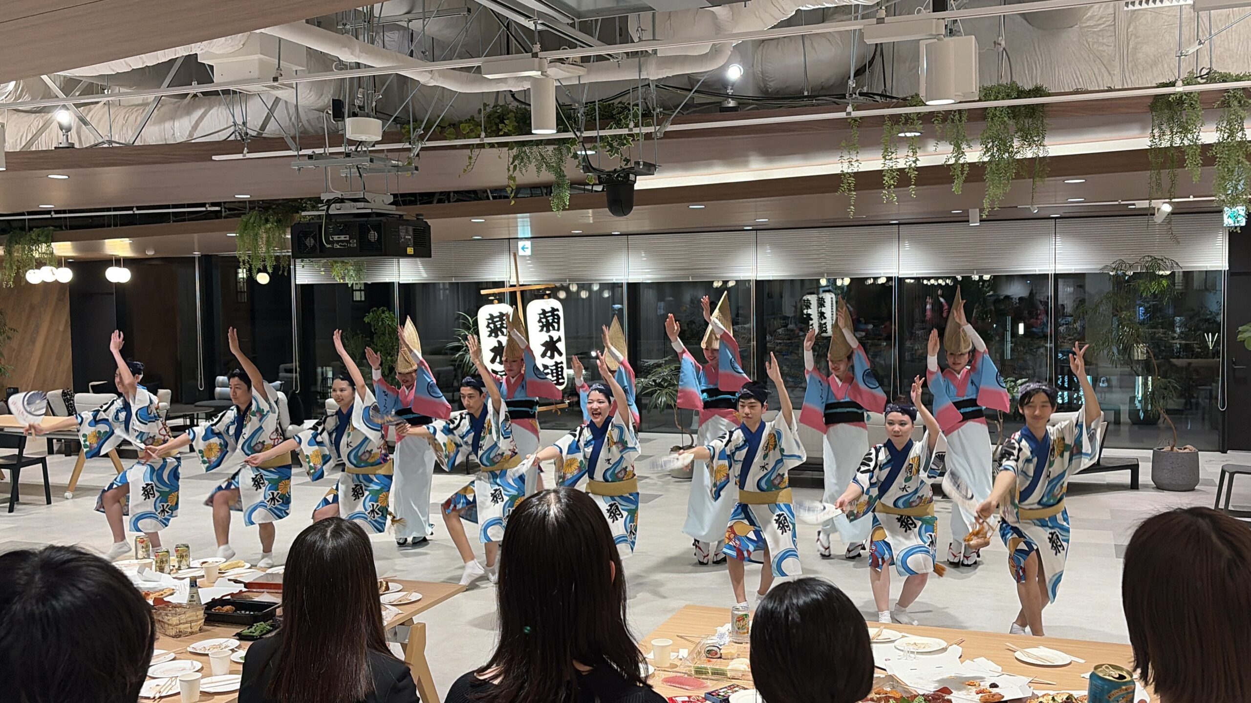 企業イベント・社内交流イベントの企画事例！阿波おどり派遣による交流忘年「祭」